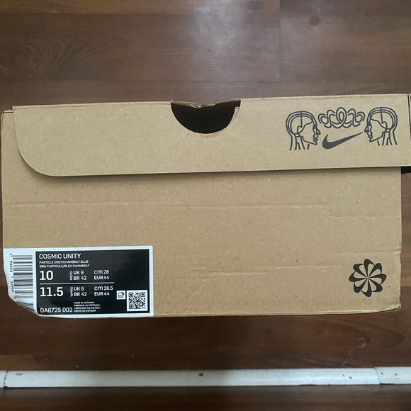 (SOLD!) Nike Cosmic Unity Space hippie - Picture 2 of 4